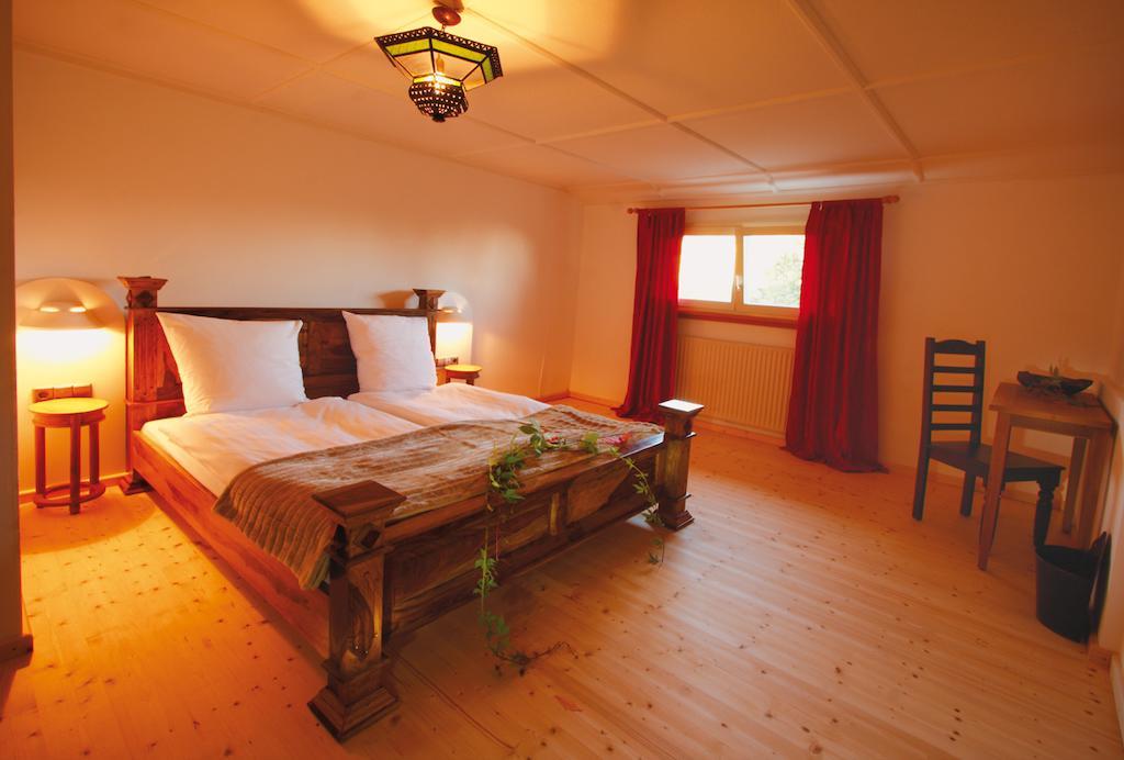 Hotel Sternen - Anno 1769 Todtnauberg Kamer foto