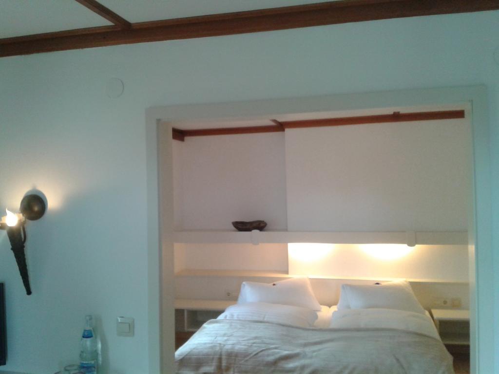 Hotel Sternen - Anno 1769 Todtnauberg Kamer foto